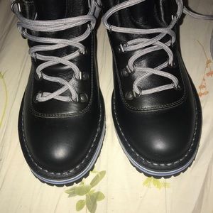 Merrell Sugarbush WP women’s size 6.5m